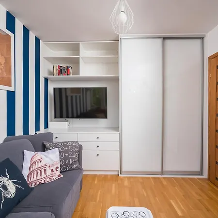 Solec 2-bedroom Vistula Apartmán *