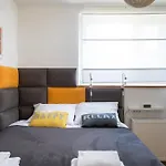 Solec 2-bedroom Vistula Διαμέρισμα *