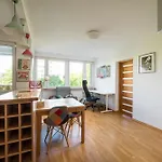 Solec 2-bedroom Vistula Διαμέρισμα *