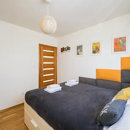 Solec 2-bedroom Vistula *